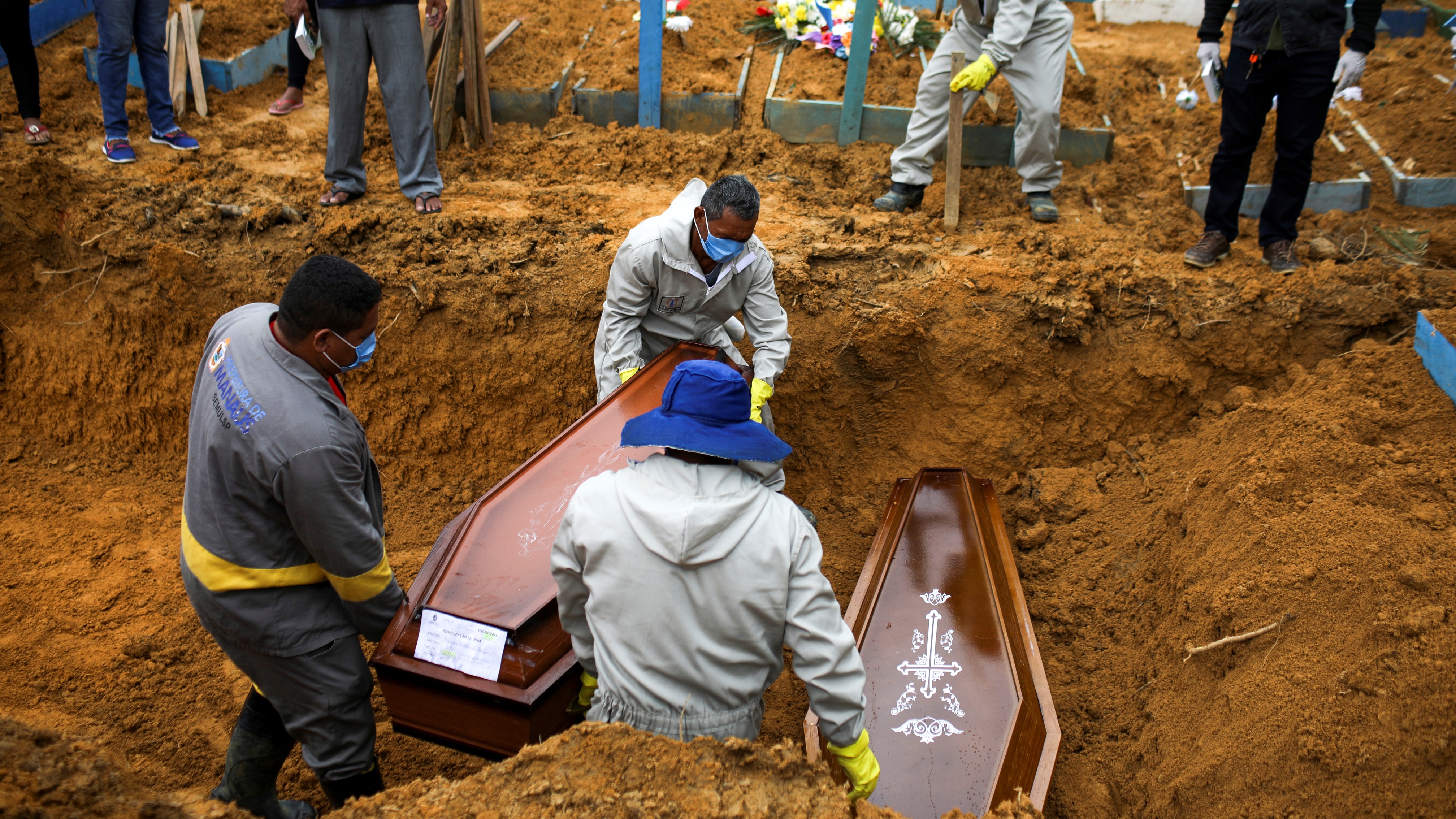 कोभिड–१९बाट ब्राजिलमा दुई लाख २२ हजारको मृत्यु 