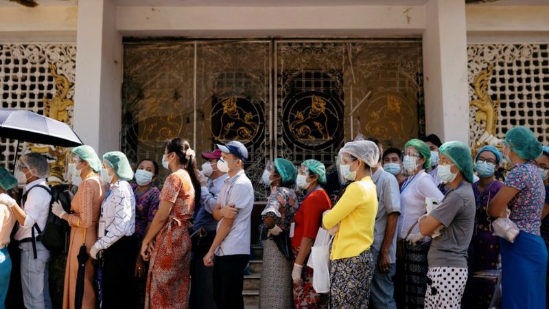 देशभित्र सू चीको लोकप्रियता बढ्यो