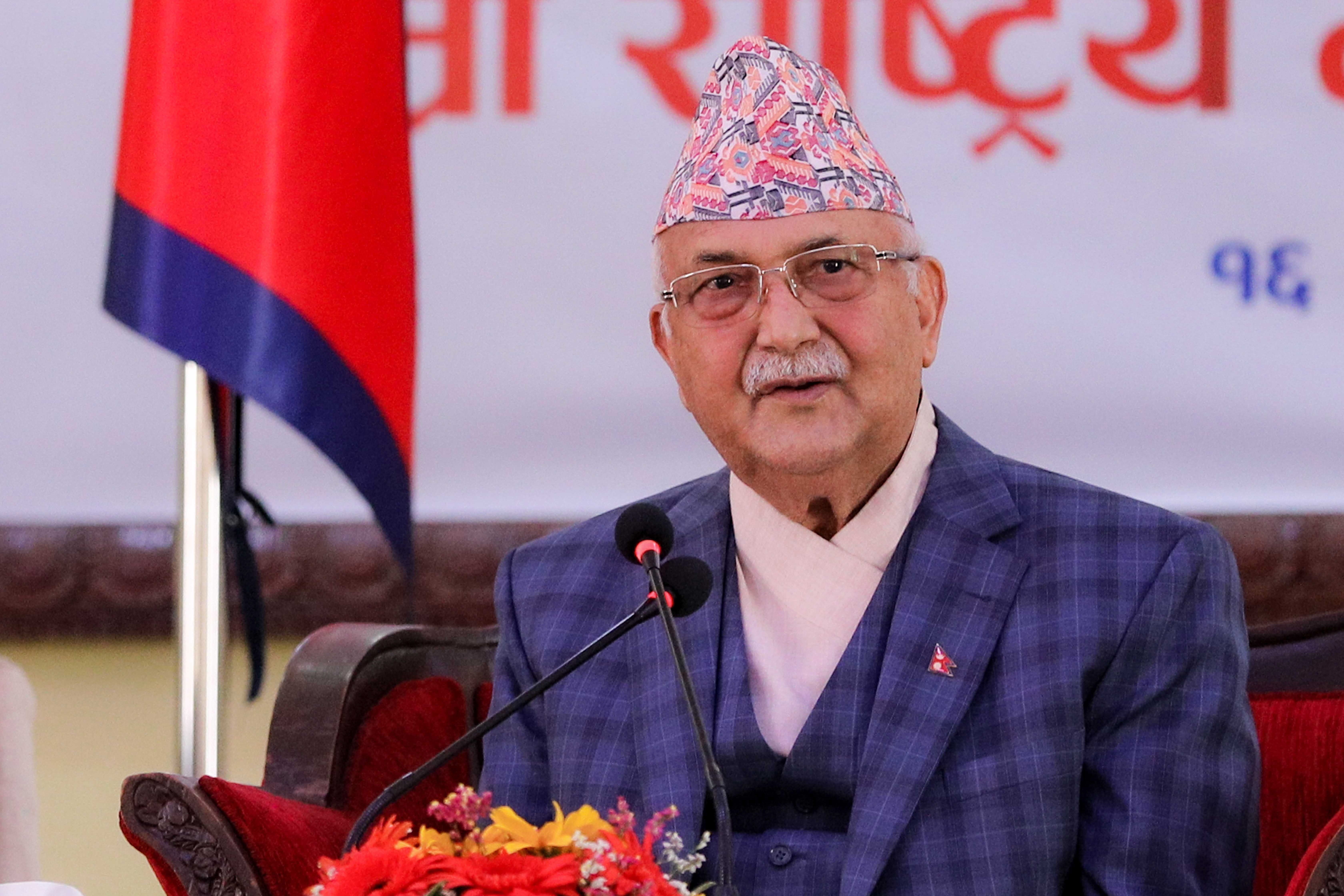 एमाले स्थायी कमिटी बैठक फेरि स¥यो 