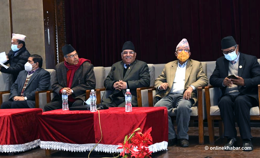 पार्टी विवादपछिको अवस्थाबारे श्वेतपत्र सार्वजनिक गर्ने तयारीमा दाहाल–नेपाल समूह