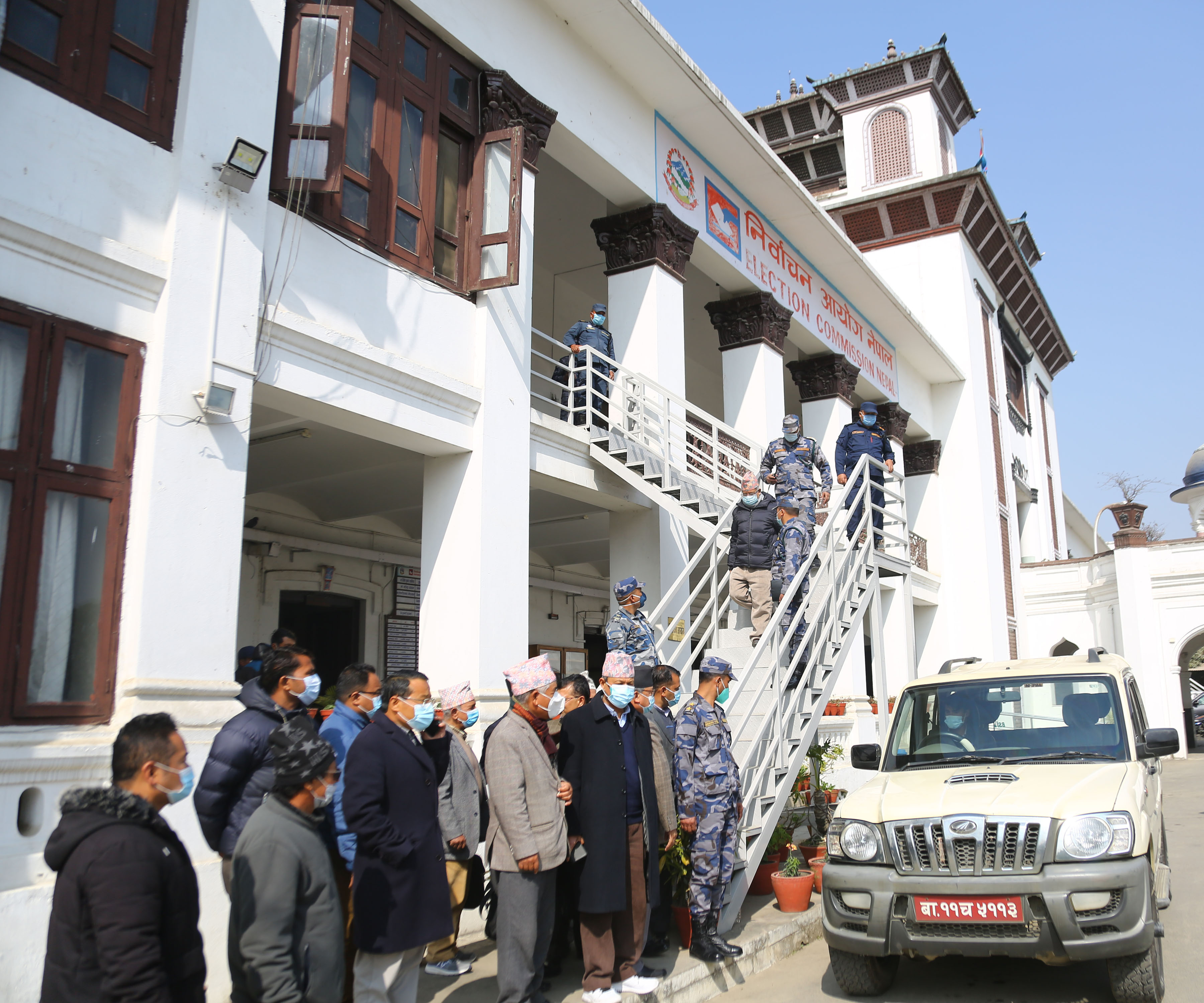 दाहाल– नेपाल समूहबाट आधिकारिकताको दाबी पेश