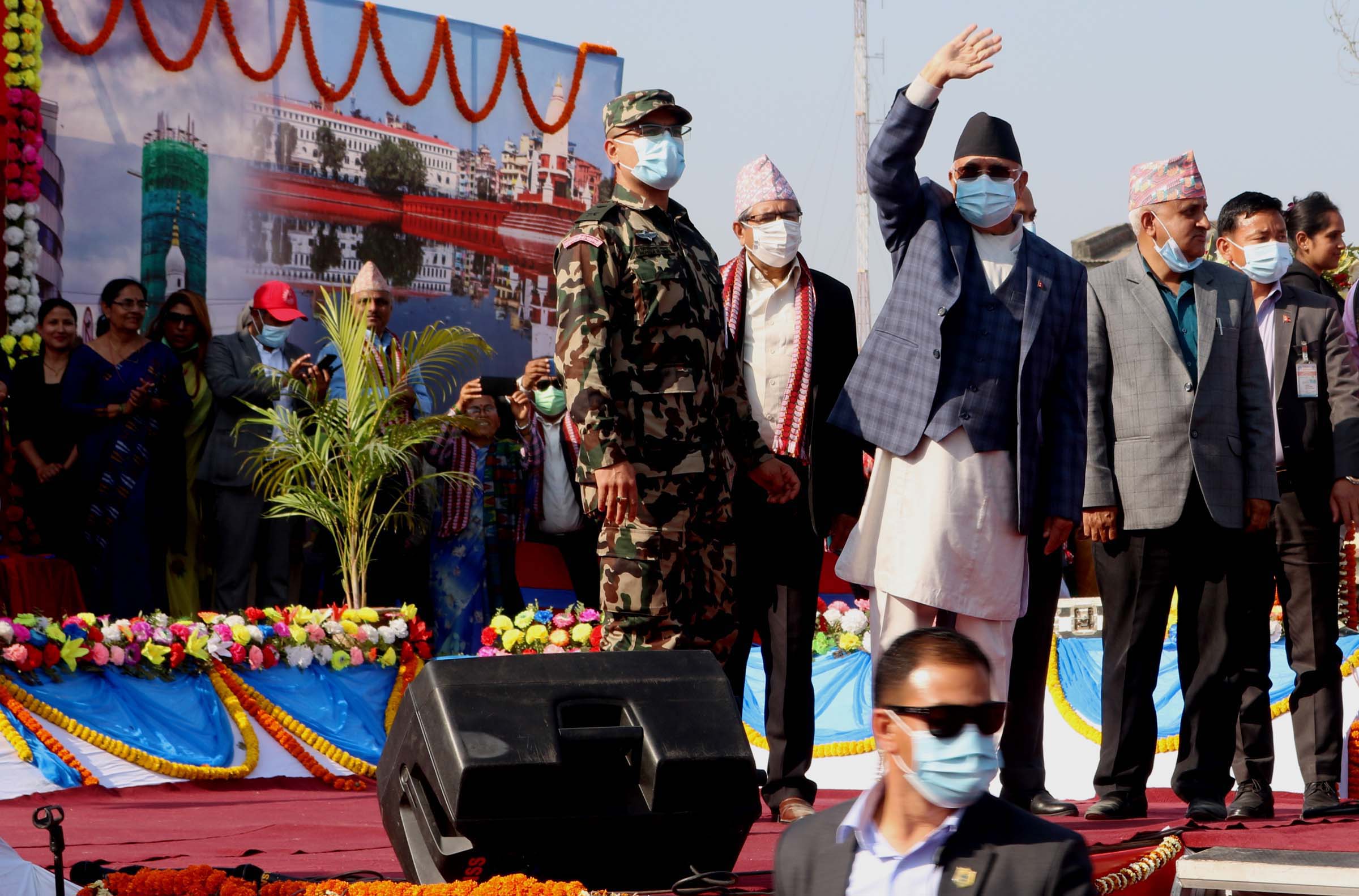 सडकमा उत्रेका जनताको शक्तिलाई सर्वाेच्चले नजरअन्दाज गर्नु हुँदैन :प्रधानमन्त्री