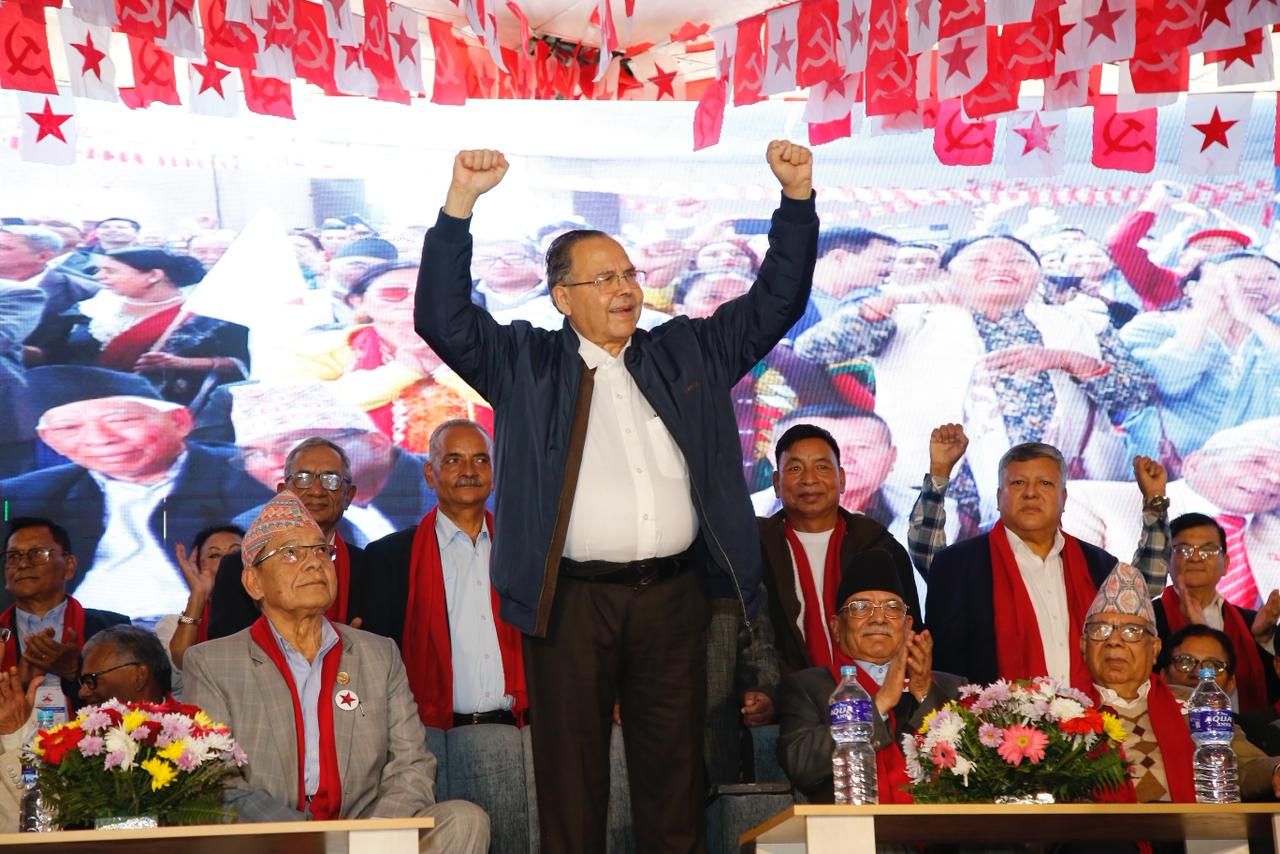 प्रचण्डको विश्वासका आधारमा पार्टी एकता घोषणामा सहभागी भएको हुँ :  झलनाथ खनाल