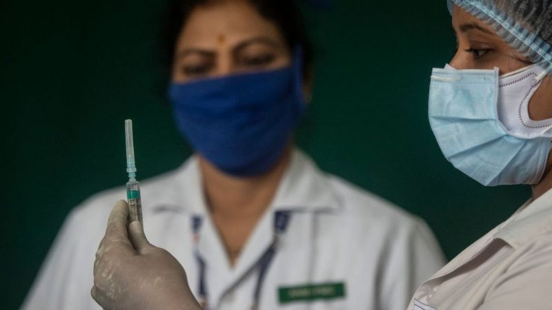 कोरोना खोप सुरु गरेपछि भारतमा सक्रिय संक्रमित घट्दै 