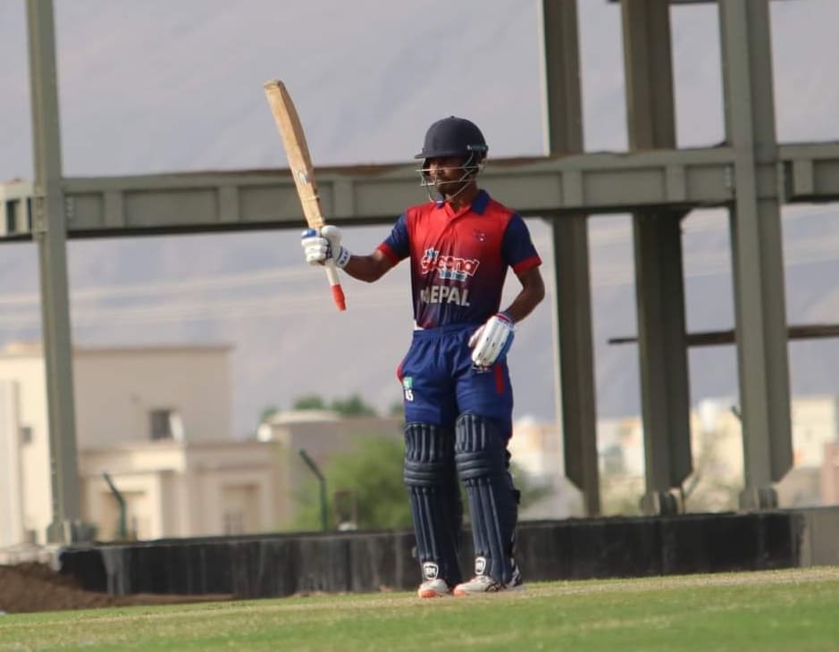 नेपाली क्रिकेट कप्तान रोहितको टी-२० मा एक हजार रन पूरा