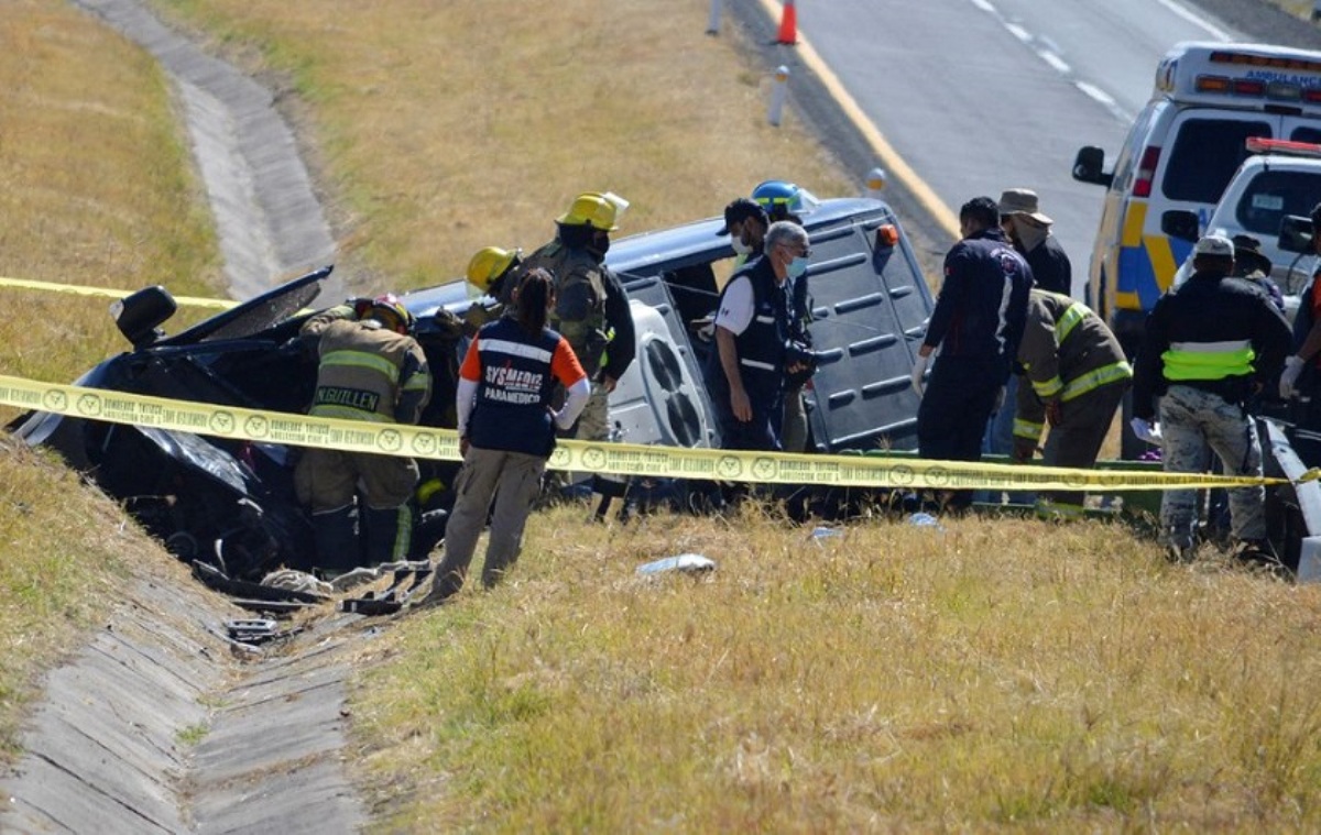 मेक्सिकोमा राजमार्ग दुर्घटनामा कम्तीमा १२ जनाको मृत्यु