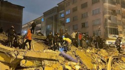 शक्तिशाली भूकम्पका कारण टर्की र सिरियामा करिब २०० जनाको मृत्यु