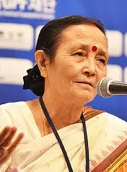 बालिकाहरुलाई तरुनी हुन नदिउ : अनुराधा कोइराला