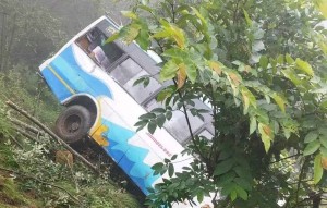 रामेछापमा बस दुर्घटना