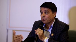 कमाइको केही प्रतिशत नेपालमा लगानी गर्नुस्, प्रतिफल दिने वातावरण हामी बनाउछौँ : अध्यक्ष ढकाल