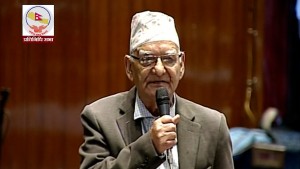 कांग्रेस–एमाले समीकरणमाथि आशंका छ : चित्रबहादुर केसी
