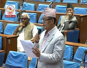 उत्पादनबिनाको वितरणले समाजवादको बाटो समात्न सक्दैन : धनराज गुरुङ