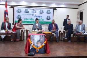 अब राजतन्त्र फर्किदैन, भ्रममा नपरौं : प्रधानमन्त्री