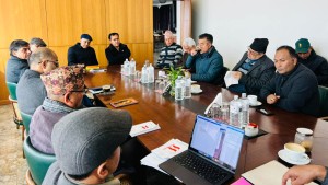 विशेष महाधिवेशन आह्वानबारे गगन–विश्वले गरे कानूनविद्सँग छलफल