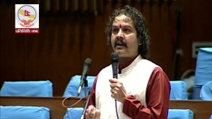 नेताहरू सानेपा, च्यासल र पेरिसडाँडाबाट विद्यार्थी उक्साउँदै र लडाउँदै छन् : सांसद ढकाल