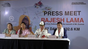 सगरमाथा आरोही लामा सम्मानित 