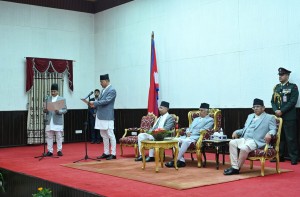 महालेखापरीक्षकमा नियुक्त रायाले लिए शपथ