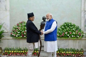 नयाँदिल्लीमा प्रधानमन्त्री र राजदूत पानीपानी