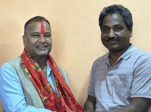 एमाले छोडेर डा.नवलकिशोर साह आजपामा प्रवेश