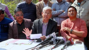सरकारी जग्गा नमिचेको काँग्रेस नेता डा.केदारनरसिंह केसीको दाबी