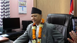वार्ताबाट शिक्षकहरुको समस्या समाधानको प्रयास गर्छु : नवनियुक्त मन्त्री पन्त