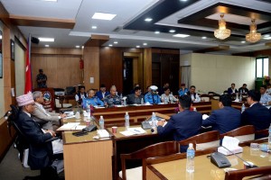 सवारी साधन बन्द गर्दा चलाएको पाए प्रजिअ–प्रहरलिाई कारबाही : गृहमन्त्री 