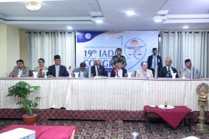 लोकतन्त्रका लागि लडेर आएकाले यसको रक्षार्थ कटिबद्ध छौं : प्रधानमन्त्री ओली 