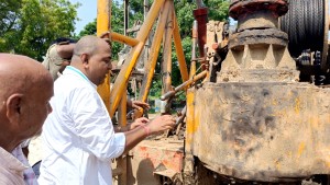 मधेशमा खानेपानी योजना सुरु, परशुराम तलाउमा डिप बोरिङ्ग जडान