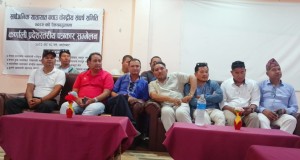 कर्णालीका यातायात व्यवसायीले कालोे र रातो प्लेटका सवारी चल्न नदिने 
