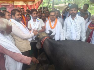 कृषकलाई अनुदानमा कृषिजन्य समाग्री वितरण