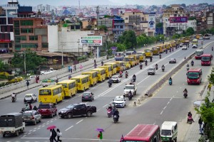 काठमाडौंमा निजी विद्यालयहरुको बस र्‍याली (तस्बिरहरु)