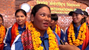 दृष्टिविहीन महिला टोलीको गुनासो, ‘राष्ट्रबाट आवश्यक सहयोग नपाउँदा ट्रफि ल्याउन सकेनौं’ 