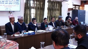 भविष्यमा विदेशका नेपालीका लागि आई भोटिङ उपयुक्त, हाललाई मिश्रित प्रणाली अपनाऔं : विज्ञ