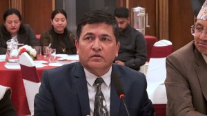 संघीयता पूर्णरुपमा कार्यान्वयन नहुँदा प्राकृतिक स्रोतको परिचालनमा समस्या आयो : मुख्य सचिव 