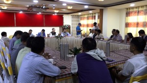 संसद भवन निर्माणको म्याद थपिएको र मन्त्री अनुपस्थित भएकोमा आक्रोश