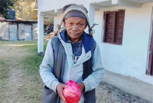 बाजुराका ‘पाउरोटी बड्डा’, ‘जो डोकोमा पाउरोटी बेचेर मासिक ५० हजार कमाउँछन्’ 