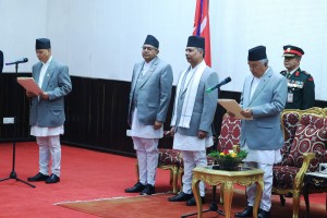 नवनियुक्त शिक्षामन्त्री पन्तले लिए शपथ