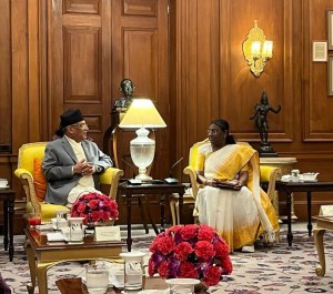 भारतका राष्ट्रपति मुर्मसँग प्रधानमन्त्री दाहालको भेट