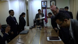 नेपाल टेलिकमको बिलिङ प्रणाली खरिदमा कुनै हस्तक्षेप हुँदैन् : मन्त्री खरेल 