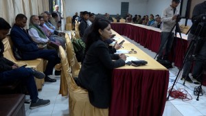 राजनीतिभन्दा बाहिर गएर मुलुकमा परिवर्तन आउँदैन् : विज्ञ 