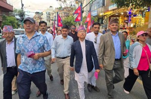 राजसंस्था पक्षधरले शनिबार दरबारमार्गको महेन्द्र शालिक अगाडी प्रदर्शन गर्ने