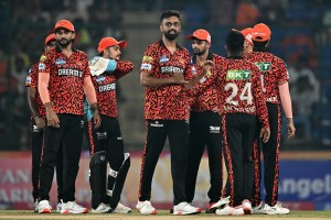 कोलकोतामाथि सनराइजर्स हैदरावाद ११० रनले विजयी