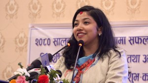 ठूलो पदमा हुँदामात्र ठूलो मान्छे बन्ने होइन : सुनिता डंगोल 