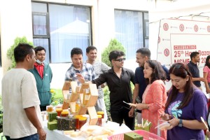 ग्लोबल आइएमई बैंकले अन्तर्राष्ट्रिय लघु, साना तथा मझौला व्यवसाय दिवस तथा ग्लोबल हाटबजारको २५औँ हप्ता भव्य रुपमा मनायो