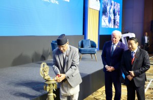 औद्योगिक क्रान्तिमा पछि परेका देशका चुनौती सम्बोधन गर्न प्रधानमन्त्री दाहालको आग्रह 