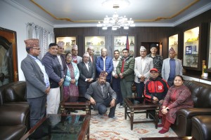 शिक्षकका मागलाई कम आँकिए यसको परिणाम राम्रो हुँदैन : प्रचण्ड