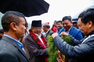 प्रचण्ड नेतृत्वको मध्यपहाडी लोकमार्ग अभियान लुम्बिनी प्रदेश प्रवेश 