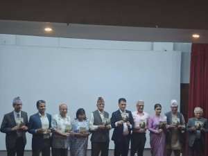 कर्णालीका महिलामाथि लेखिएको सिर्जु शाहको ‘बैकिनी’ विमोचन 