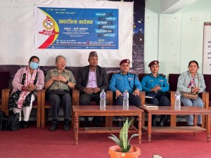 प्रहरीका हतियार लुटिनु तथा कारागारबाट भागेका कैदी बन्दीका कारण समाजमा त्रास फैलियो : स्थानीय (भिडियो)