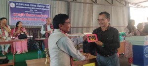 करुणामय मानव विकास संघको जेहेन्दार विद्यार्थीलाई छात्रवृत्ति